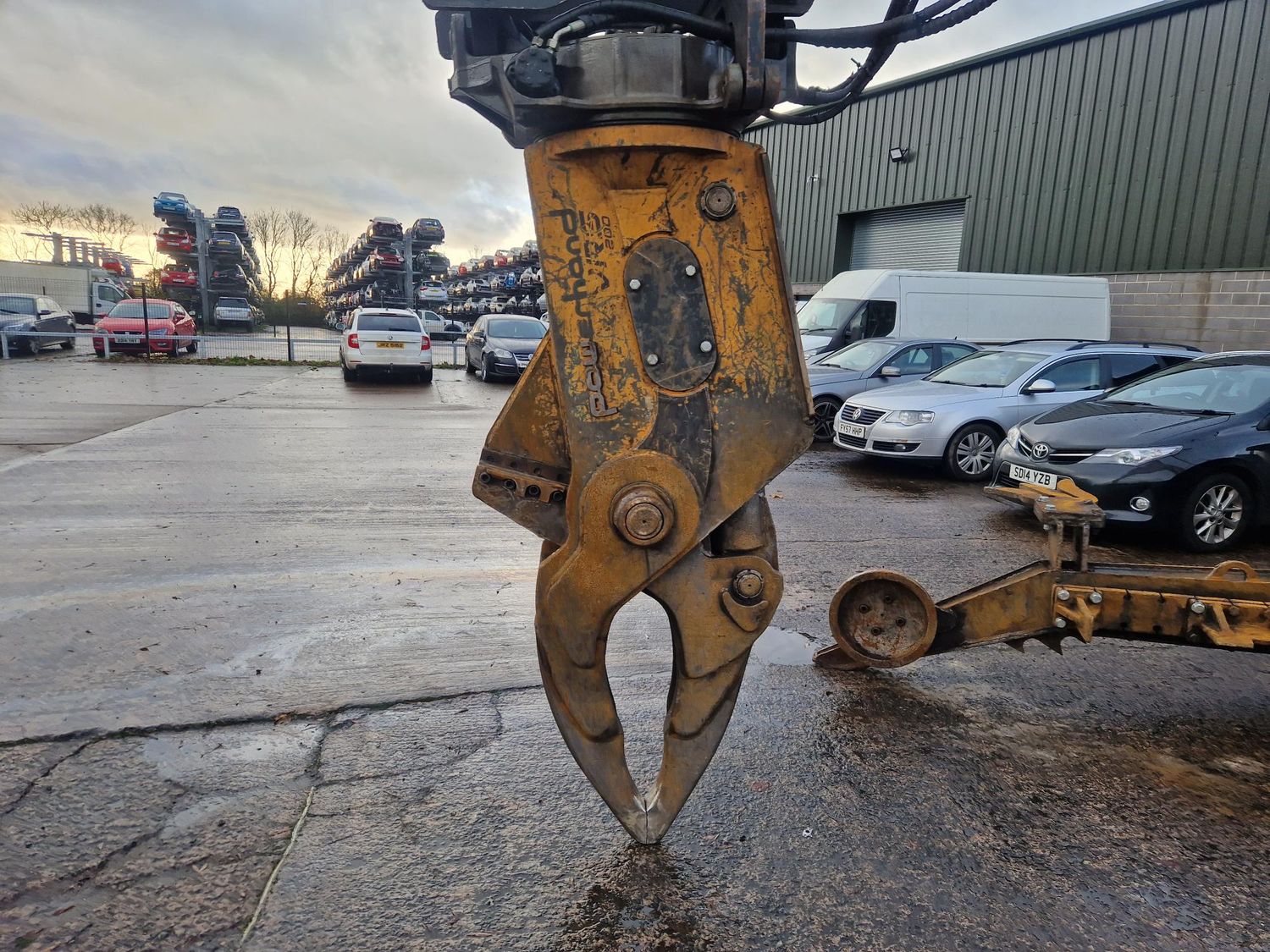 **Reduced Price** 2018 Hyundai HX180 with Powerhand Vrs 200 fitted