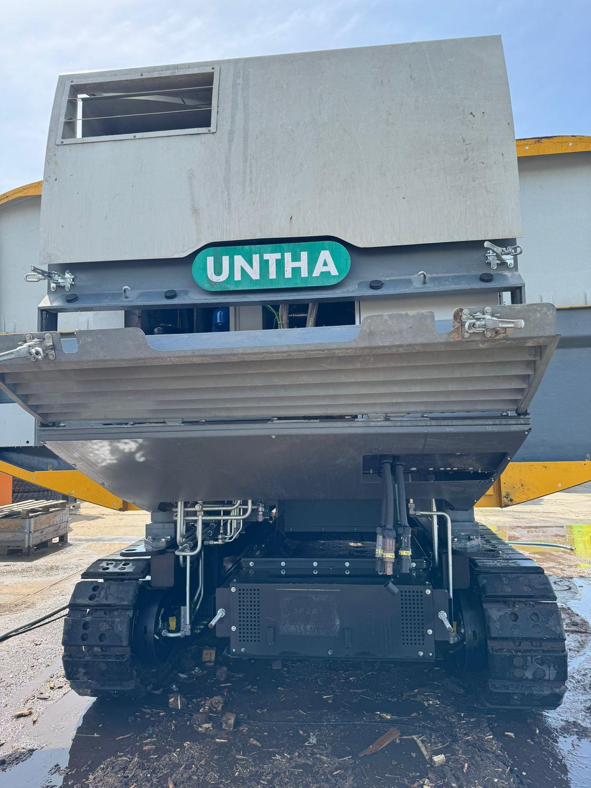 Untha Mobil One-Shaft-Shredder