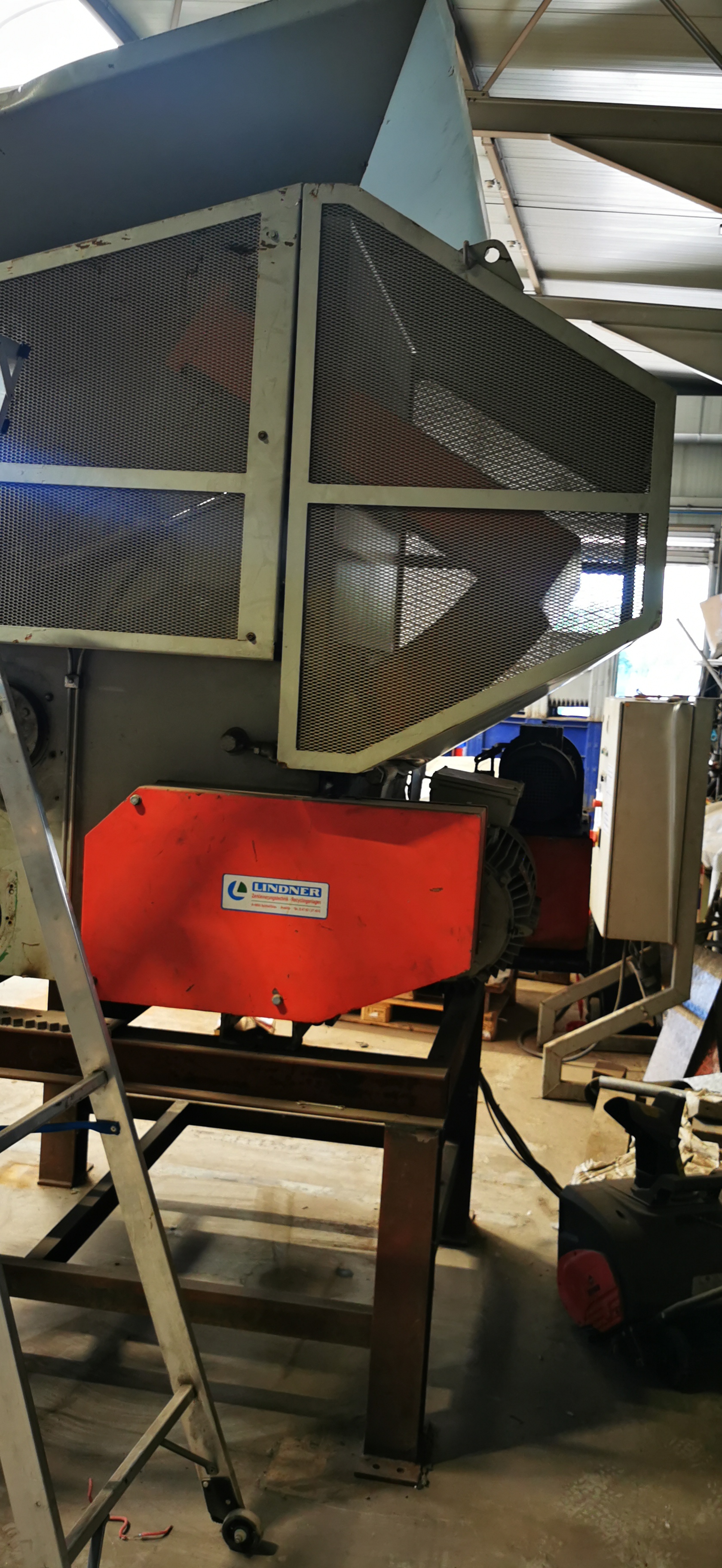 One-Shaft-Shredder