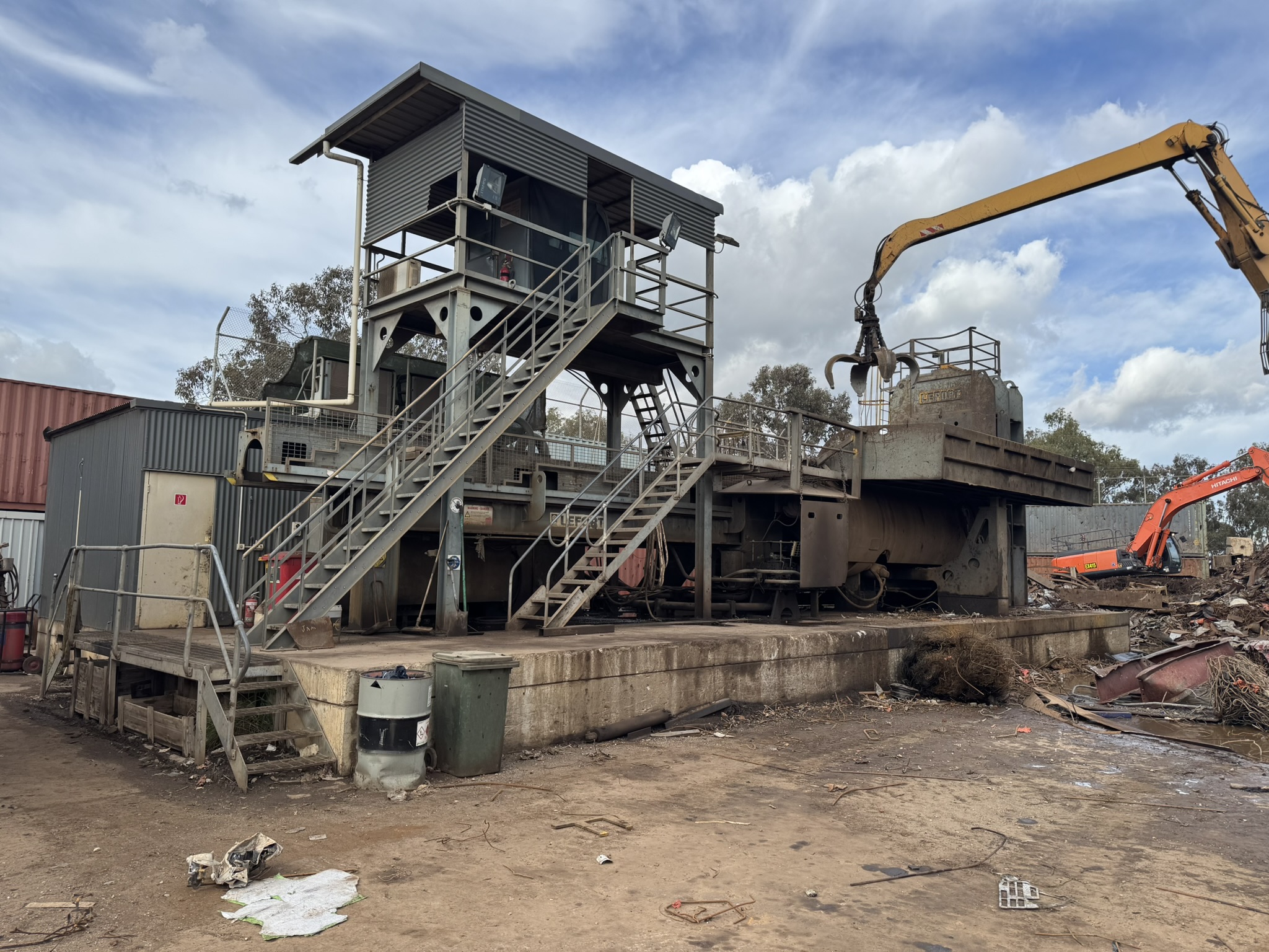 1000 ton Lefort Shear Baler