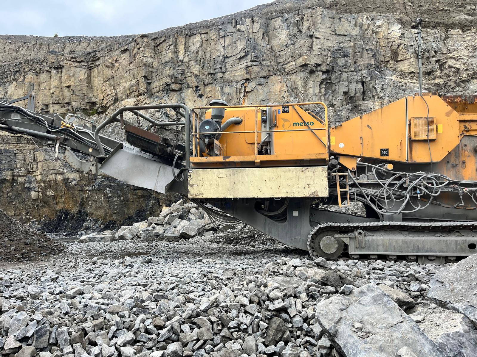 Metso LT 105 tracked jaw for sale 