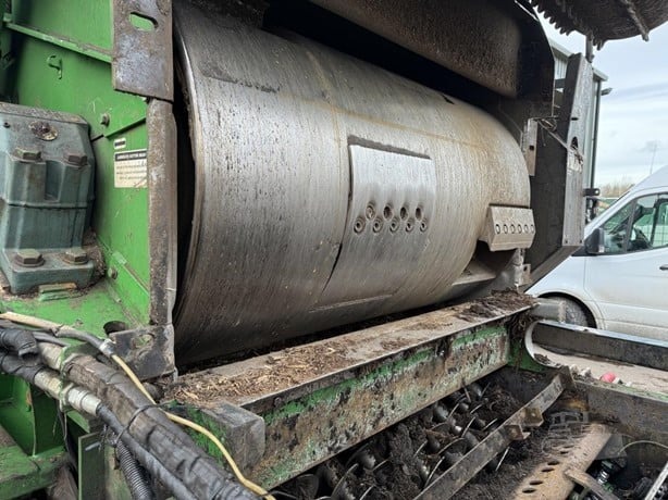 2019 Bandit 2680T Horizontal Grinder