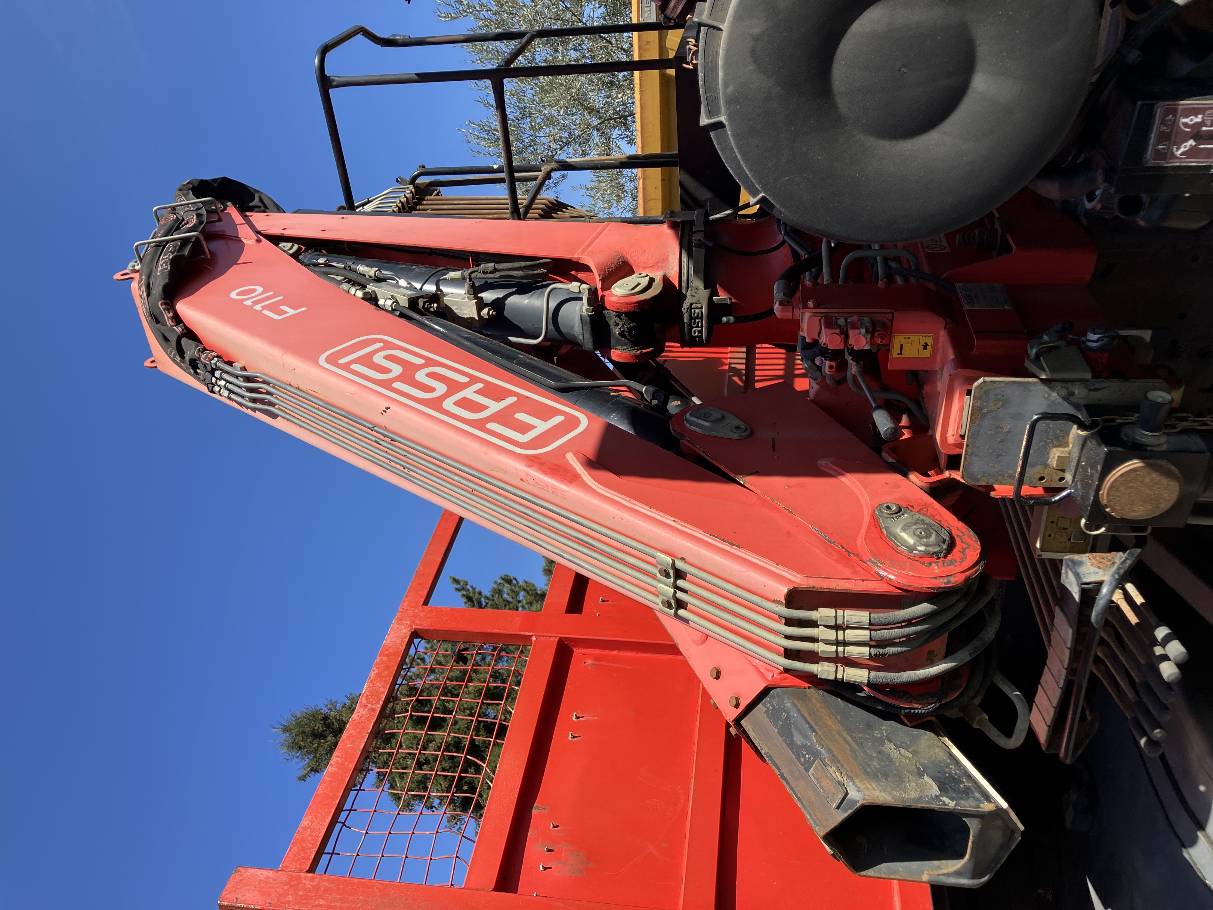 CAMION BIBENNE GRUE FASSI 110 KERAX 320