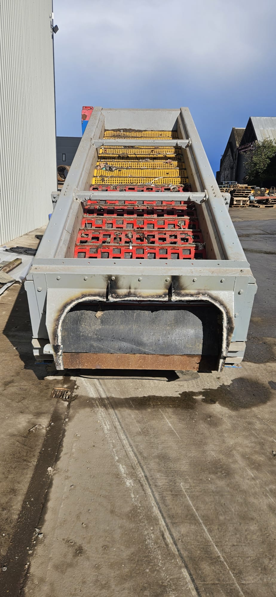 Screen Deck 