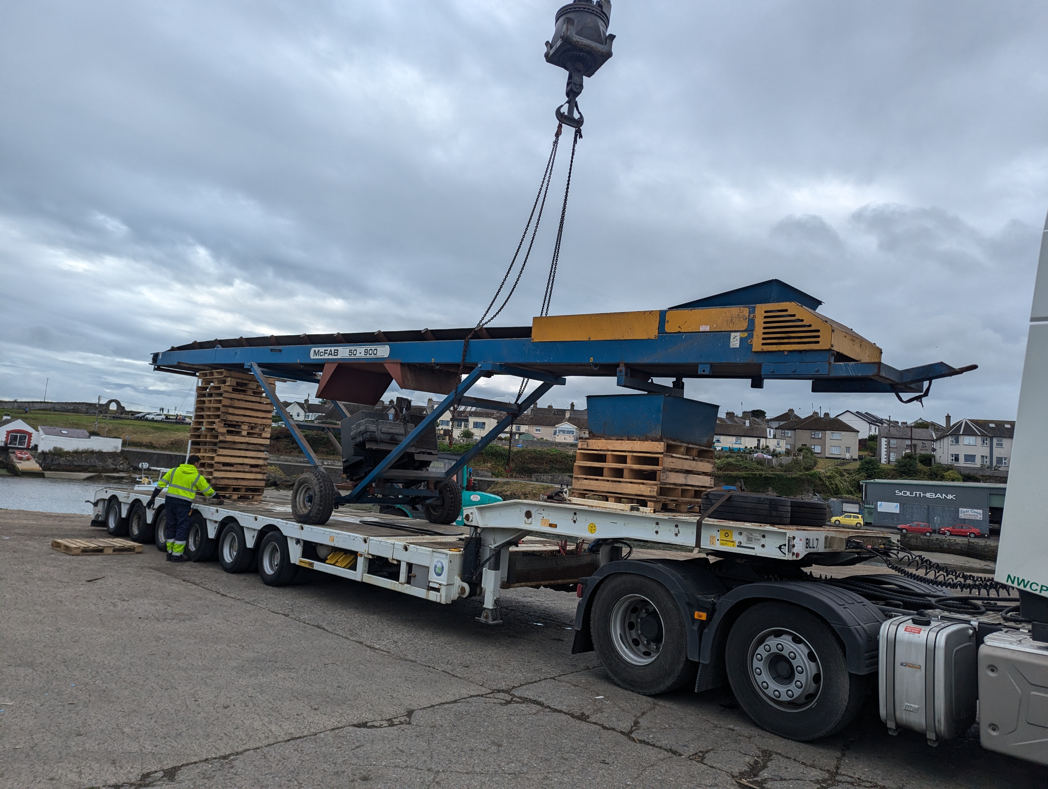 Stock piler conveyor 