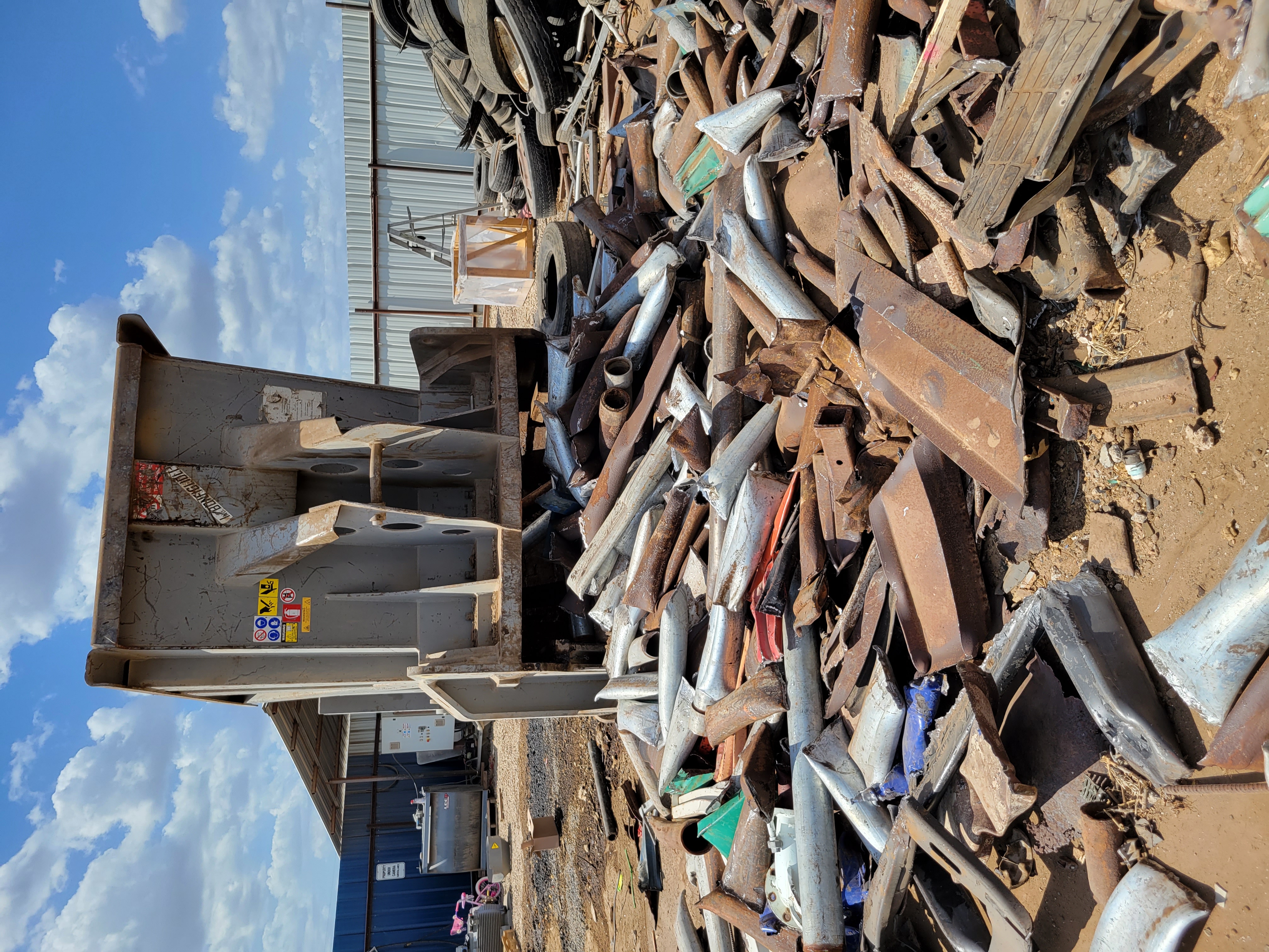 SCRAP SHEAR BONFIG SQUALO 1000T