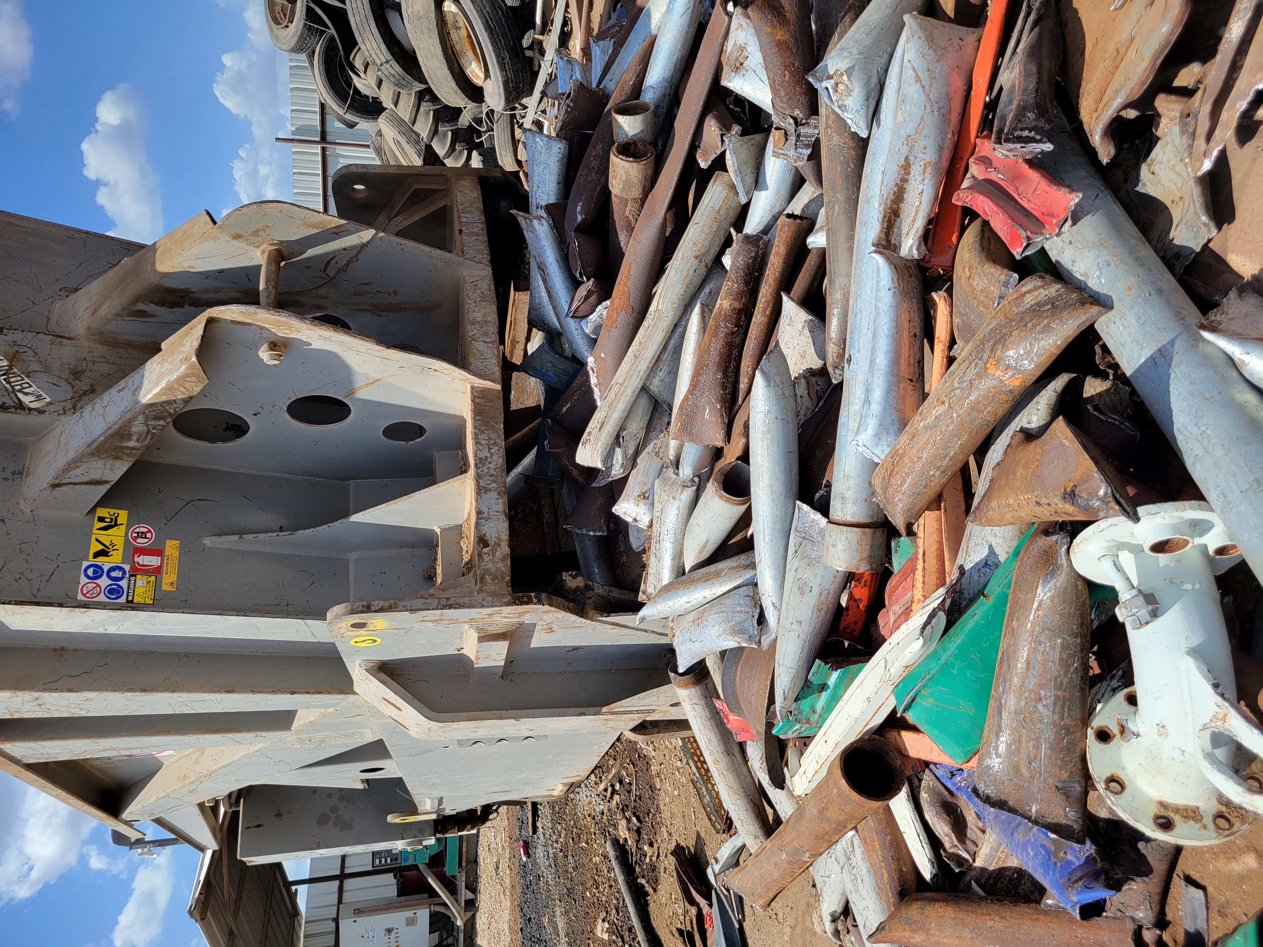 SCRAP SHEAR BONFIG SQUALO 1000T