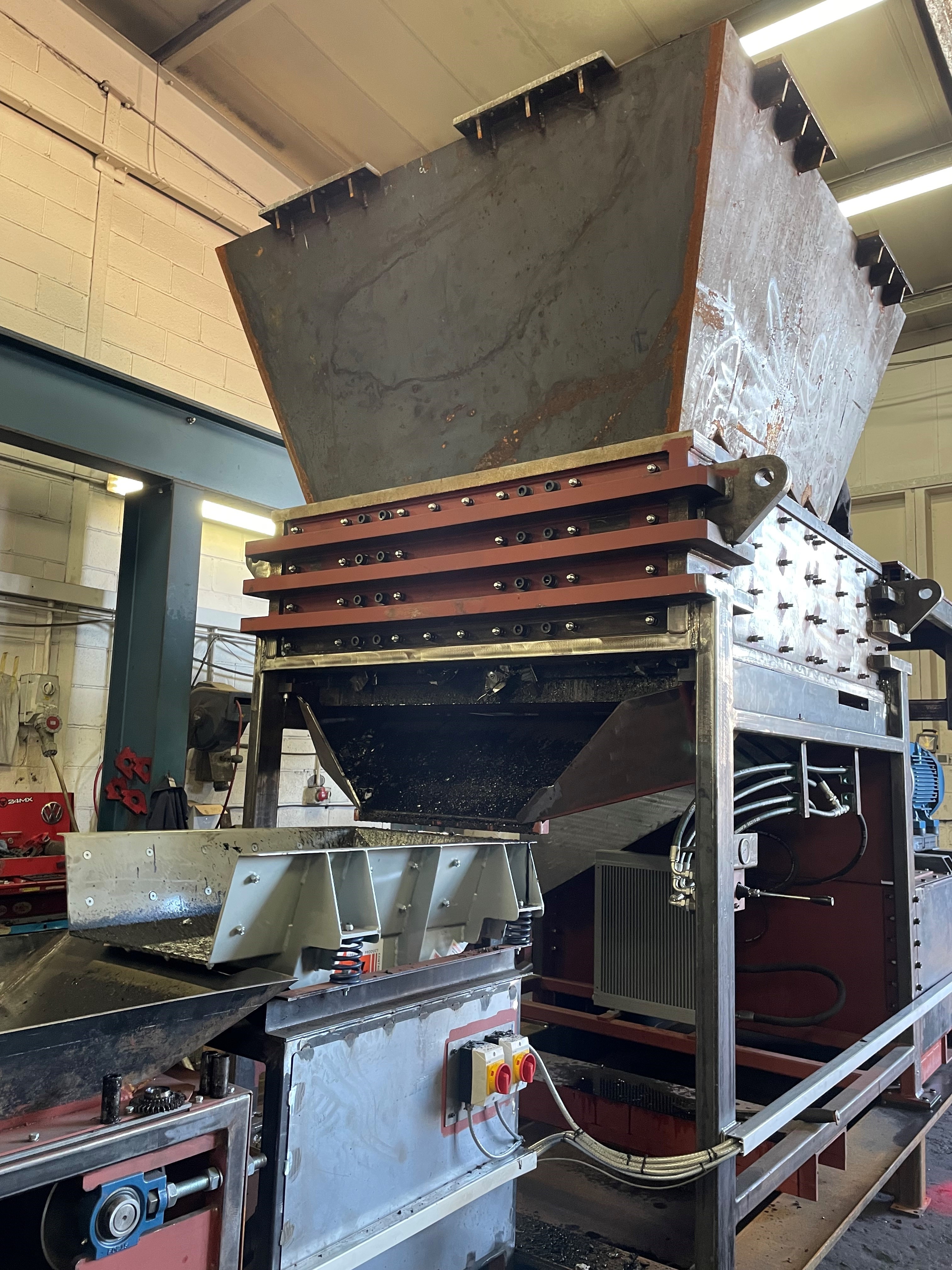 McIntyre Boss 1300 Engine Cracker