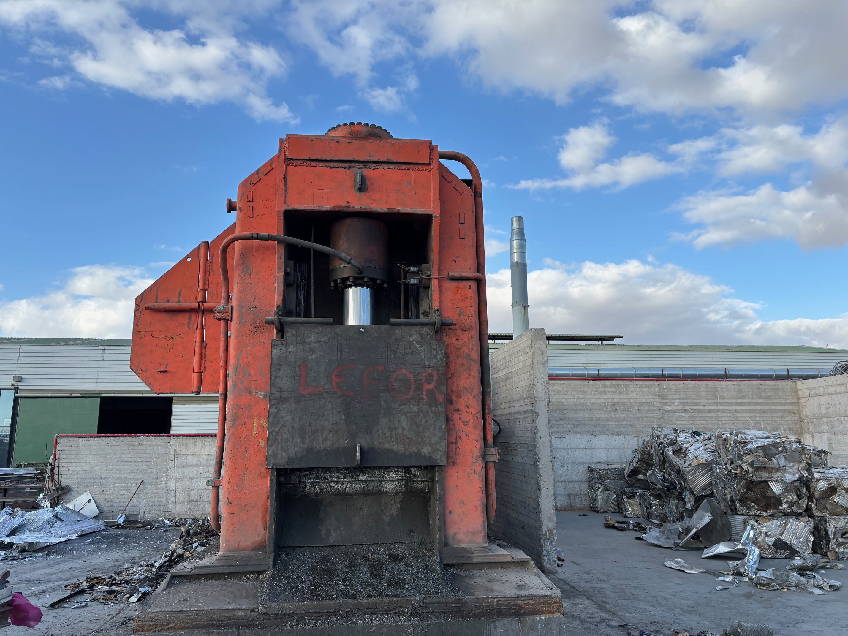 Lefort shear, 90 kw electric motor. 