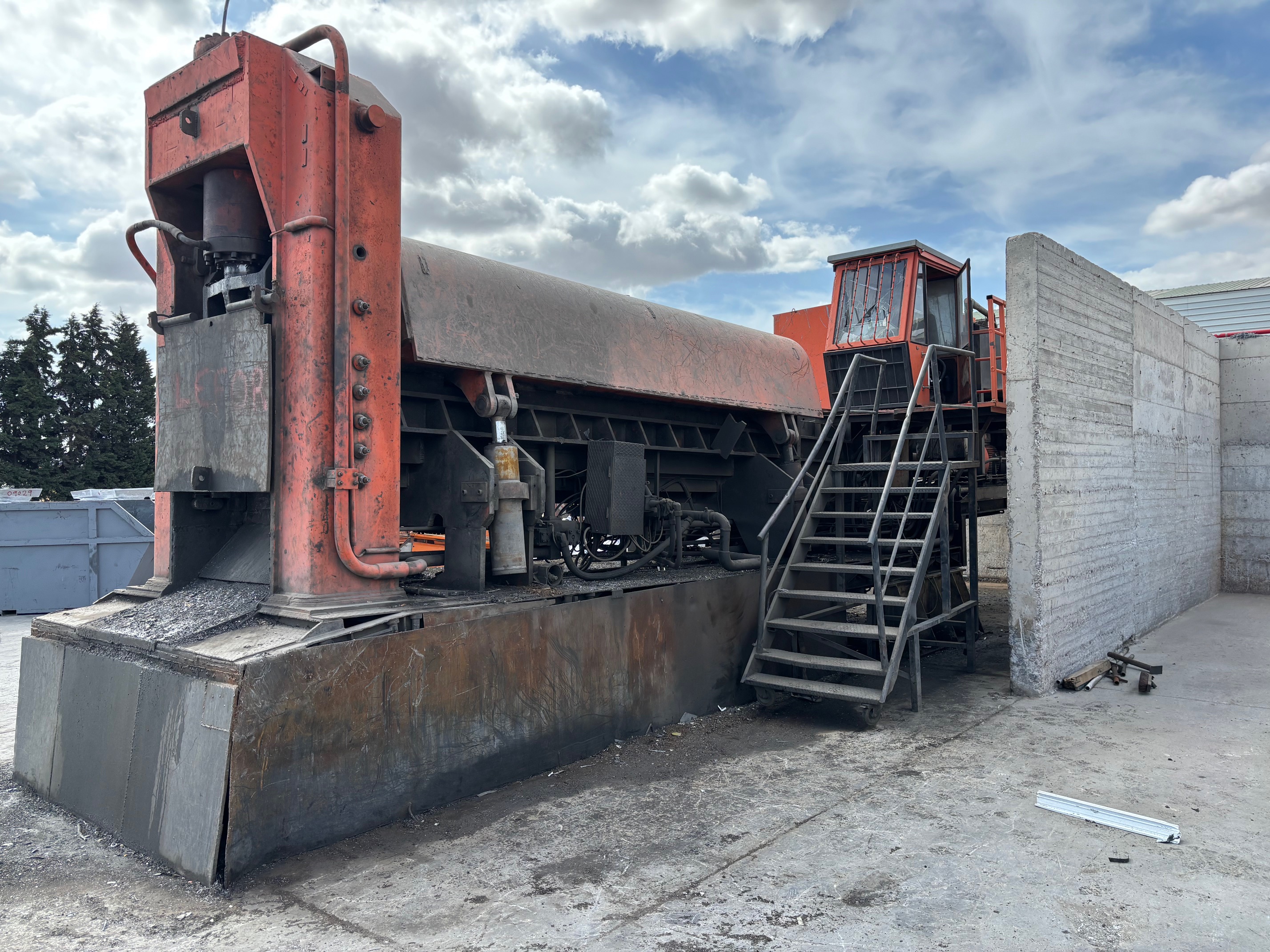 Lefort shear, 90 kw electric motor. 
