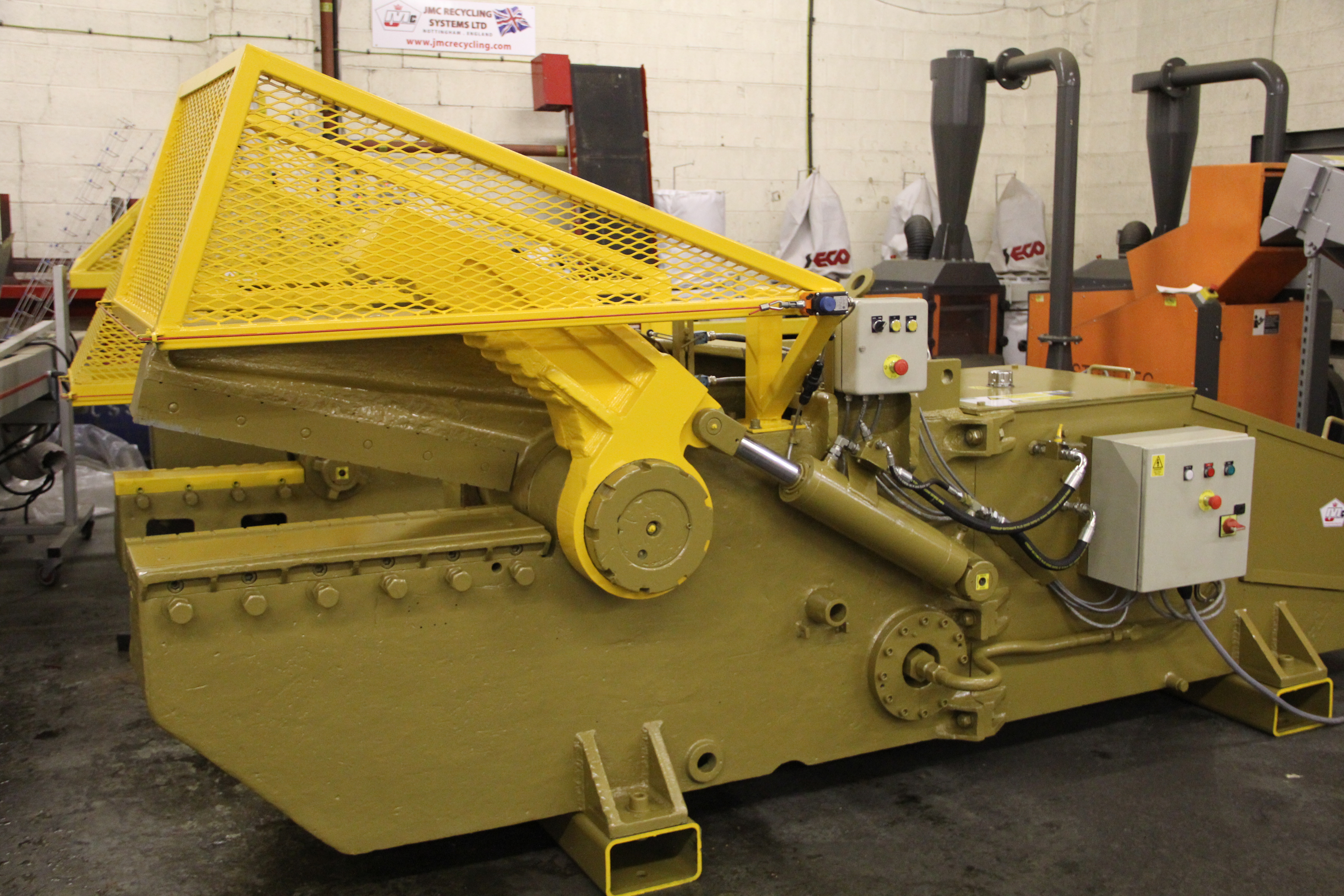 Lefort 900 Shear