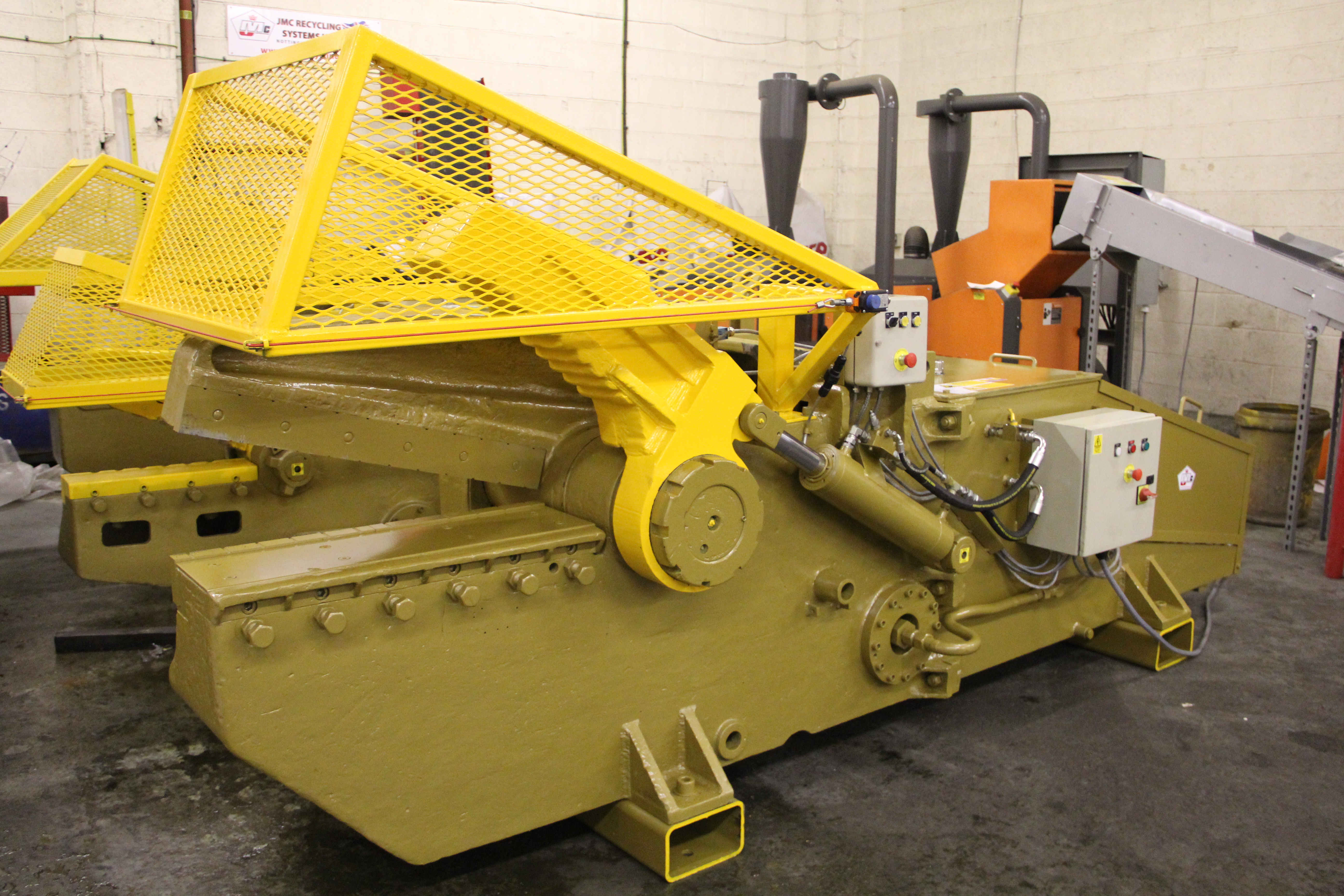 Lefort 900 Shear