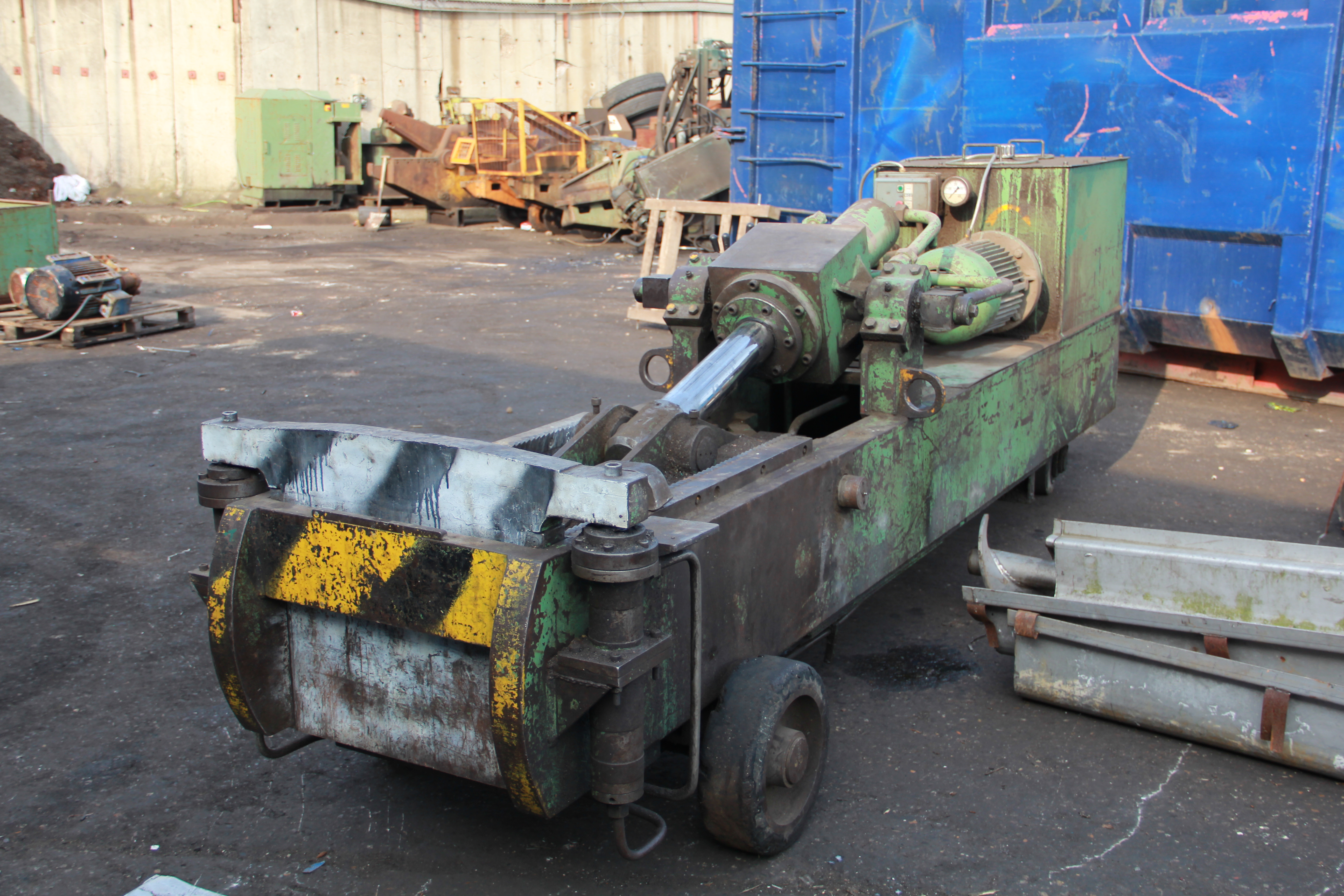 Morros GBC15 Baler