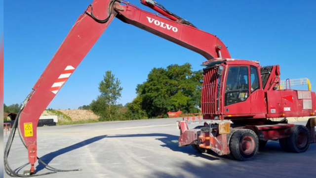 PELLE MANUTENTION VOLVO EW210