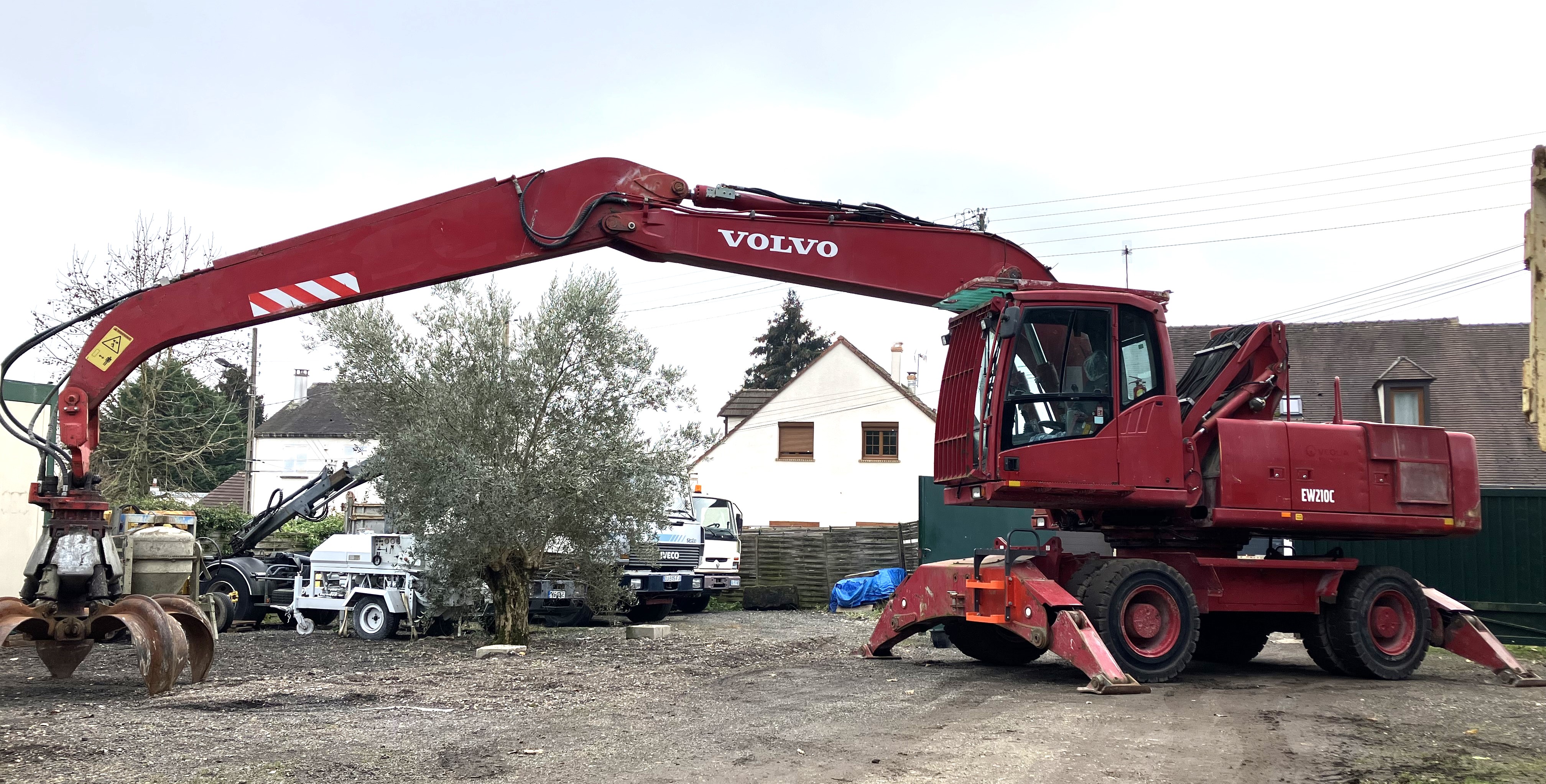 PELLE MANUTENTION VOLVO EW210