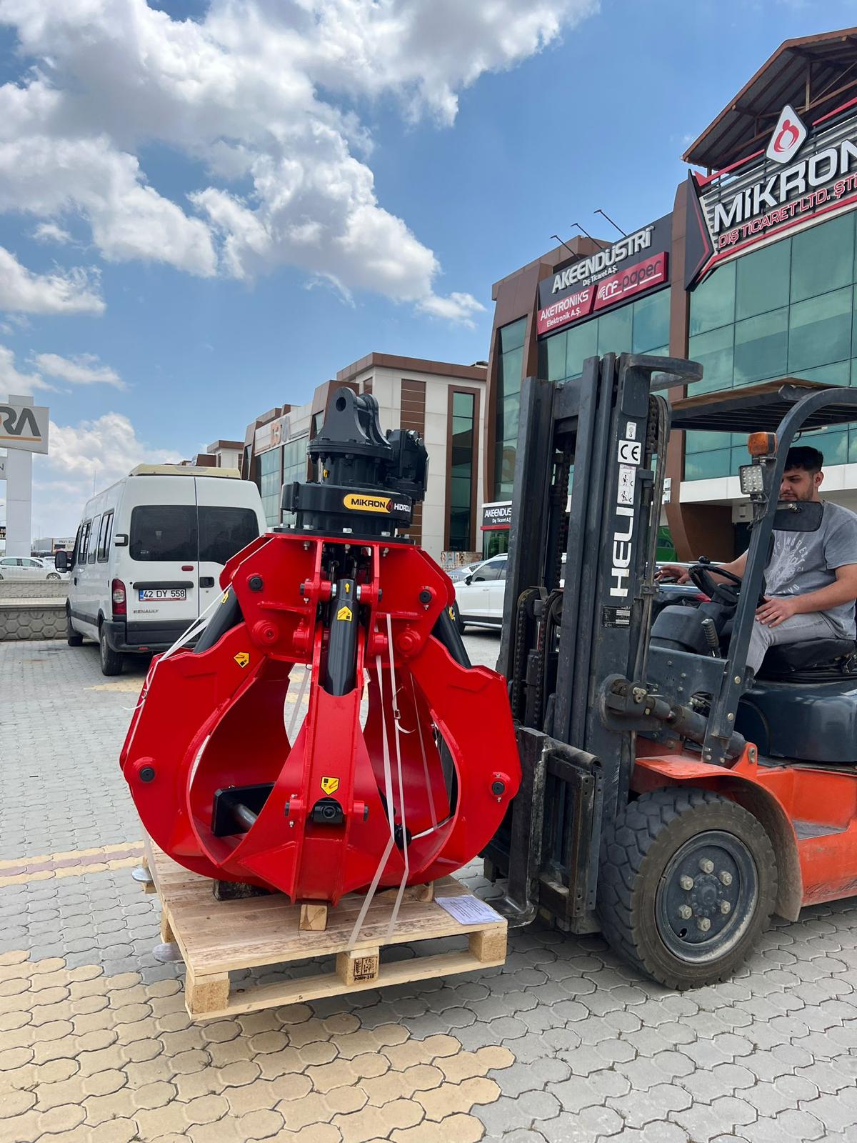 Orange Peel Scrap Grab 0.6 m3