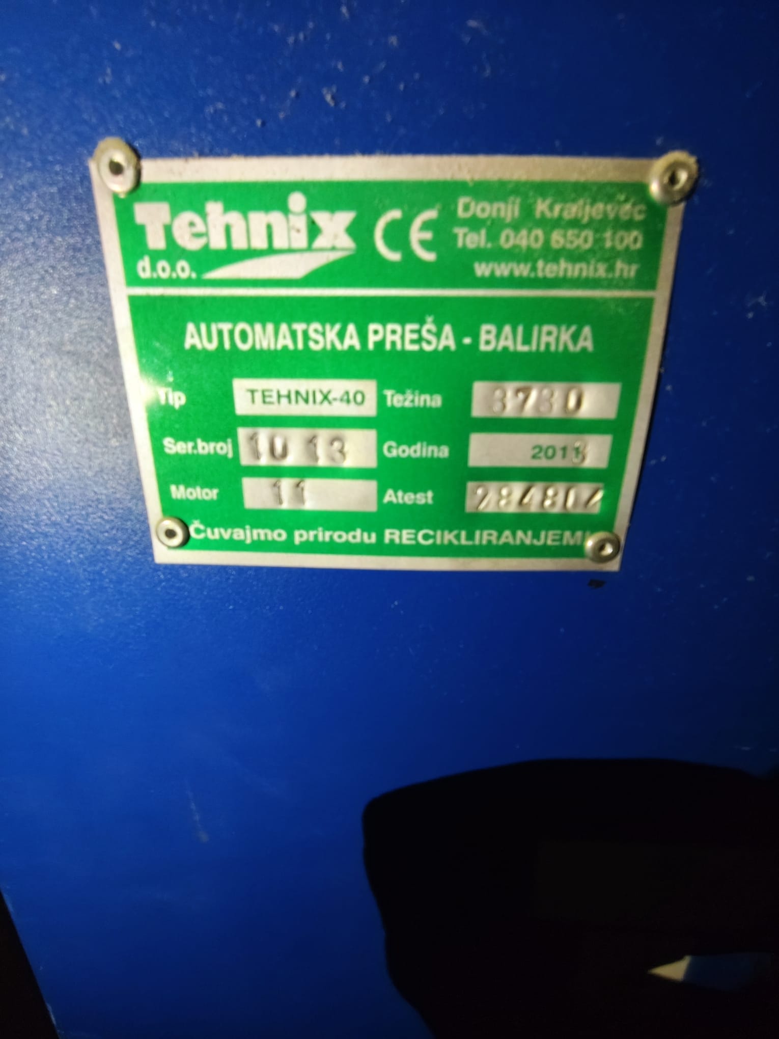 Tehnix 40t automatic paper press